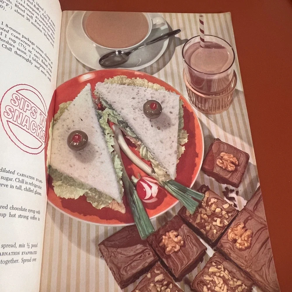 Vtg 1961 Carnation Evaporated Milk Recipe Booklet 38 Answers to Whats Cooking